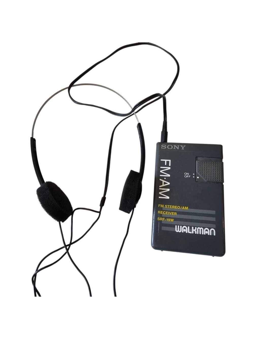 Sony Walkman SRF-19W FM / AM Radio Receiver VTG w Belt Clip Tested W Headphones